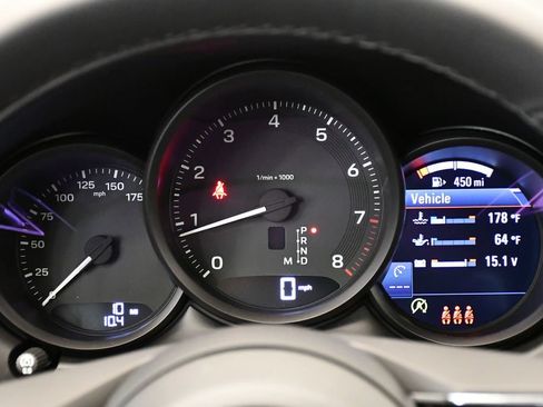 Certified 2026 Porsche Macan AWD/4WD image 29