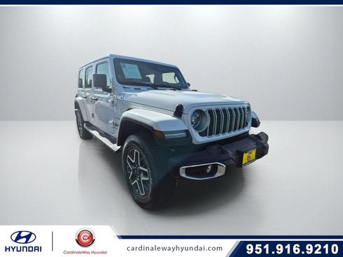 Used 2024 Jeep Wrangler Unlimited Sahara AWD/4WD image 1