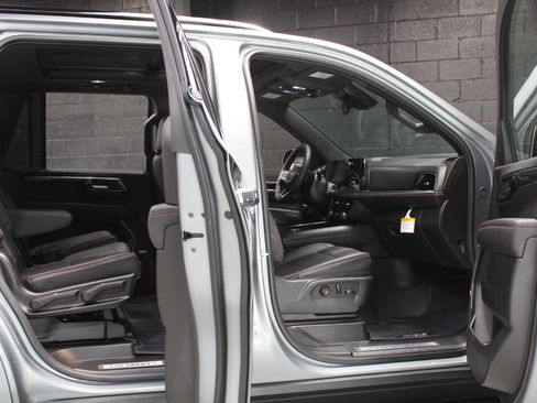 Used 2026 Chevrolet Tahoe RST w/ Comfort Package RWD image 27