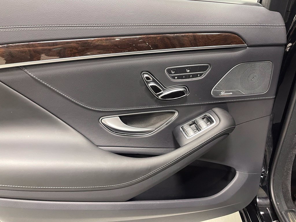 Certified 2020 Mercedes-Benz S 560 4MATIC Sedan image 24