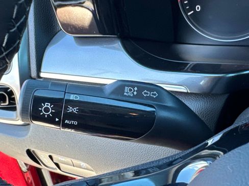 Used 2023 Kia Sorento S image 28