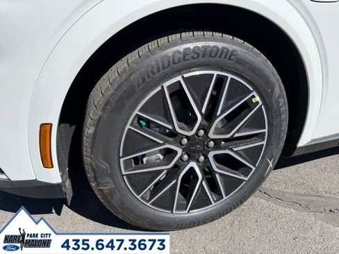 New 2026 Ford Mustang Mach-E Premium image 38