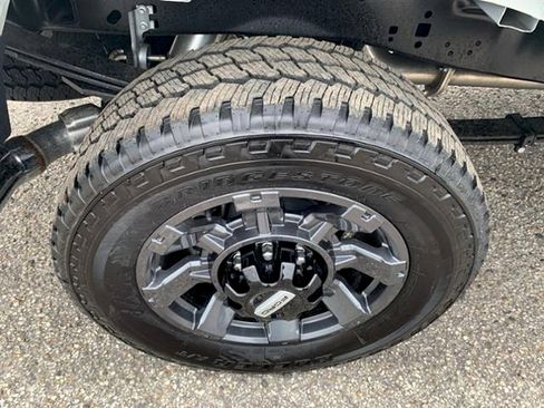 New 2024 Ford F250 Lariat w/ Lariat Ultimate Package image 3