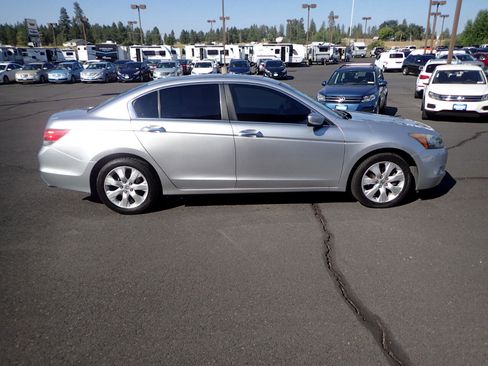 Used 2010 Honda Accord EX image 6