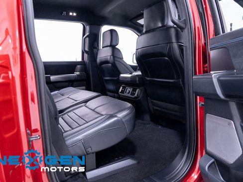 Used 2024 Ford F150 Platinum image 46