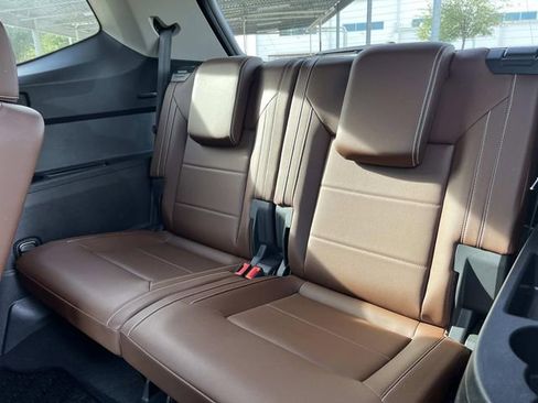 Used 2023 Volkswagen Atlas SE w/ Panoramic Sunroof Package image 23