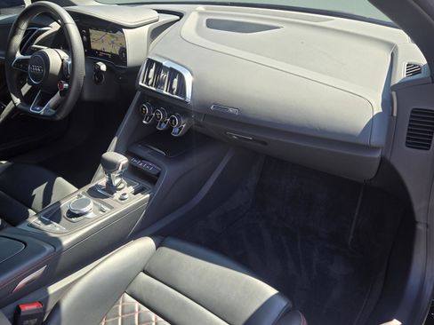 Used 2021 Audi R8 V10 image 14