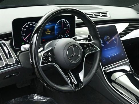 Used 2023 Mercedes-Benz S 580e 4MATIC Sedan image 27
