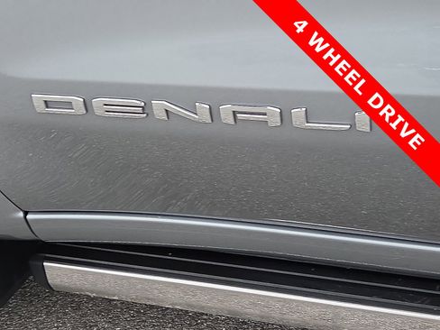 Used 2024 GMC Sierra 1500 Denali w/ Denali Reserve Package image 8