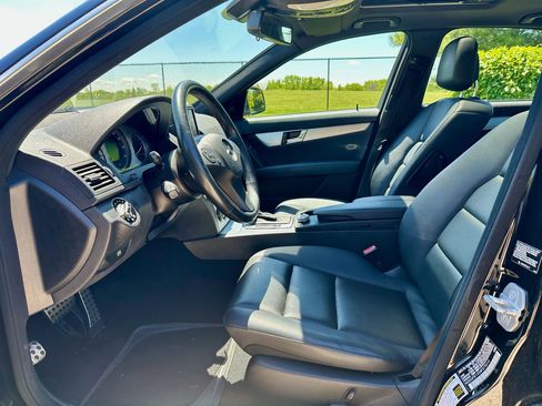 Used 2008 Mercedes-Benz C 300 4MATIC Sedan image 16