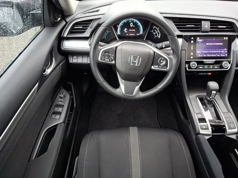 Used 2018 Honda Civic EX image 19