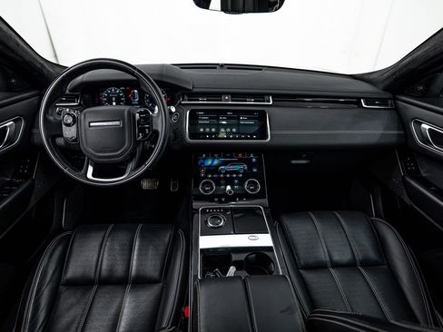 Used 2018 Land Rover Range Rover Velar R-Dynamic SE image 15
