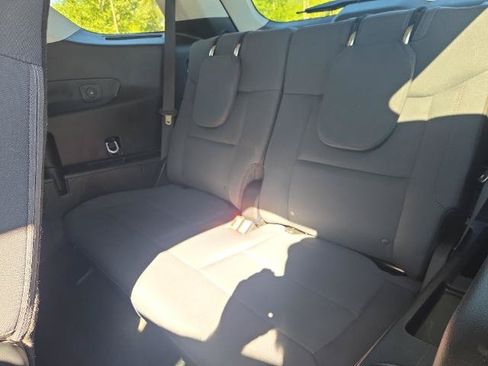Certified 2025 Ford Explorer Active AWD/4WD image 16