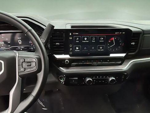 Used 2025 GMC Sierra 1500 SLT RWD image 11