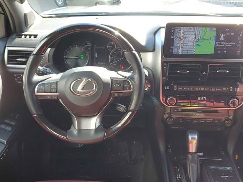 Used 2023 Lexus GX 460 Premium w/ Premium Package image 18