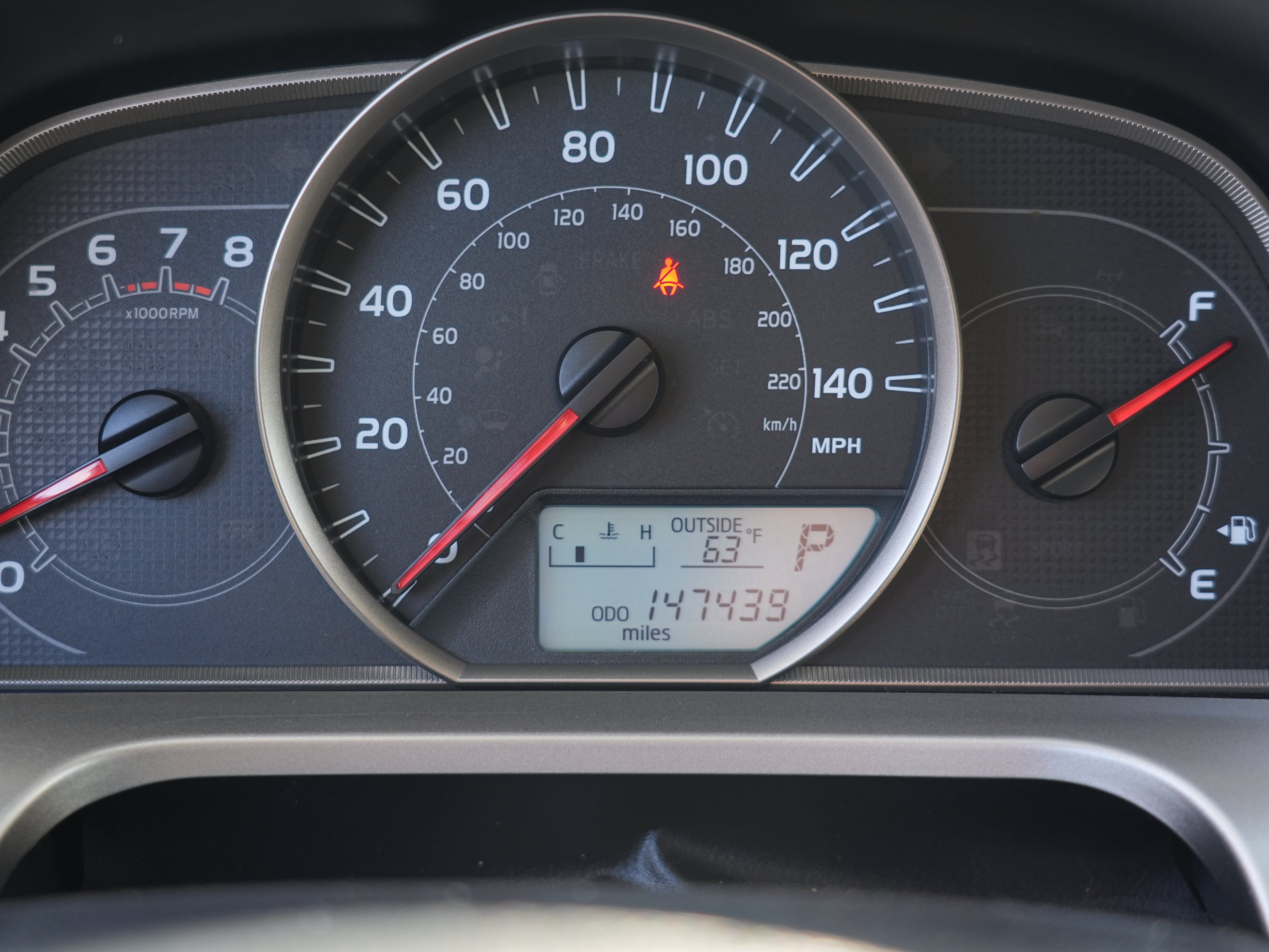 Used 2015 Toyota RAV4 LE AWD/4WD image 28