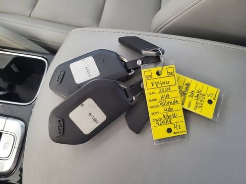 Certified 2024 Kia Telluride S w/ S Sunroof Package FWD image 23