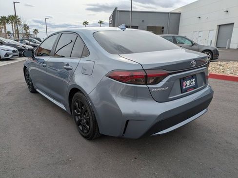 Used 2020 Toyota Corolla LE image 8