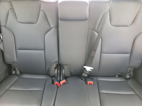 Used 2022 Kia Telluride SX w/ SX Prestige Package AWD/4WD image 11