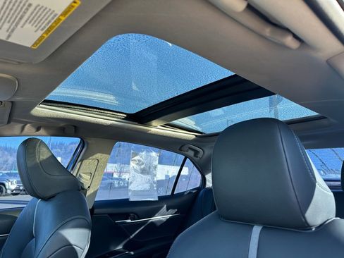 Used 2018 Toyota Camry XSE image 20