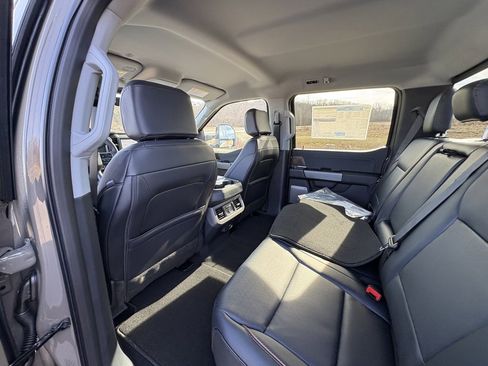New 2026 Ford F250 Lariat w/ Lariat Premium Package image 21