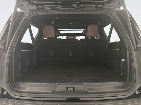 Used 2022 Ford Expedition Max Limited image 24