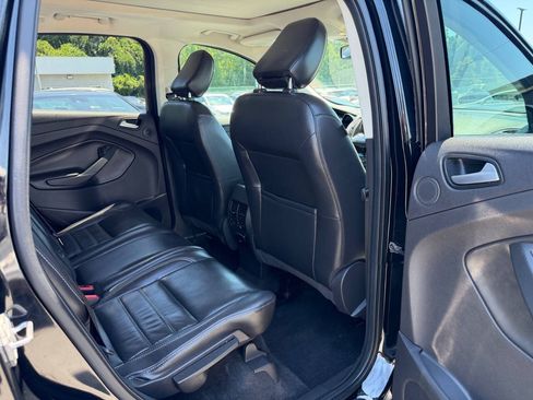Used 2018 Ford Escape Titanium w/ Ford Safe & Smart Package AWD/4WD image 14