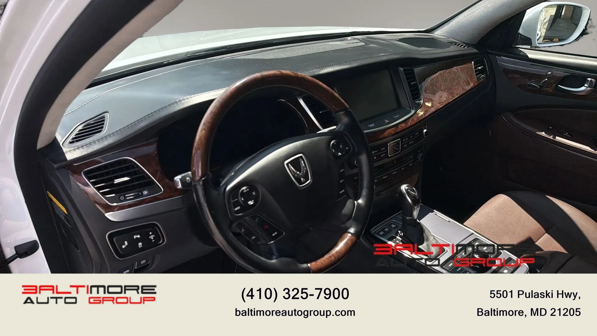 Used 2014 Hyundai Equus Signature RWD image 9
