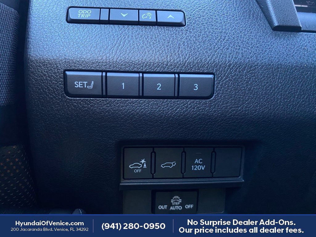 Used 2025 Lexus GX 550 AWD/4WD image 10