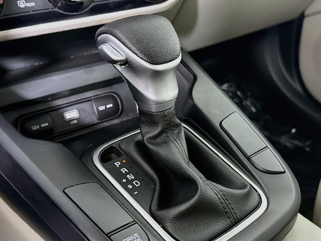 Used 2023 Kia Soul LX w/ LX Technology Package FWD image 10