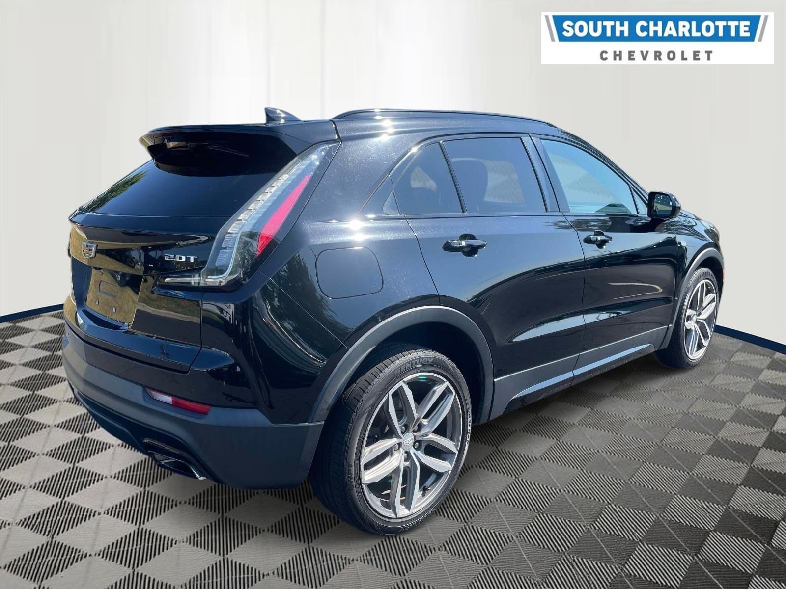 Used 2019 Cadillac XT4 Sport FWD image 4