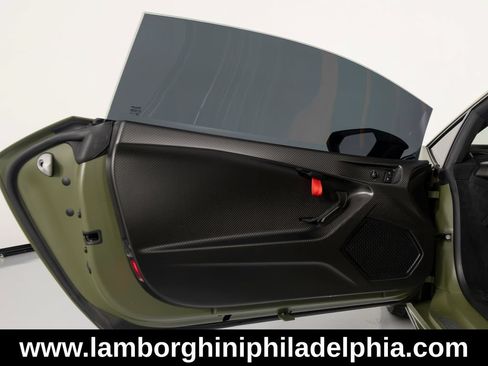 Used 2023 Lamborghini Huracan STO RWD image 10