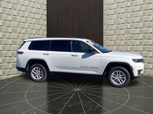 Certified 2023 Jeep Grand Cherokee L Laredo w/ Luxury Tech Group I AWD/4WD image 3