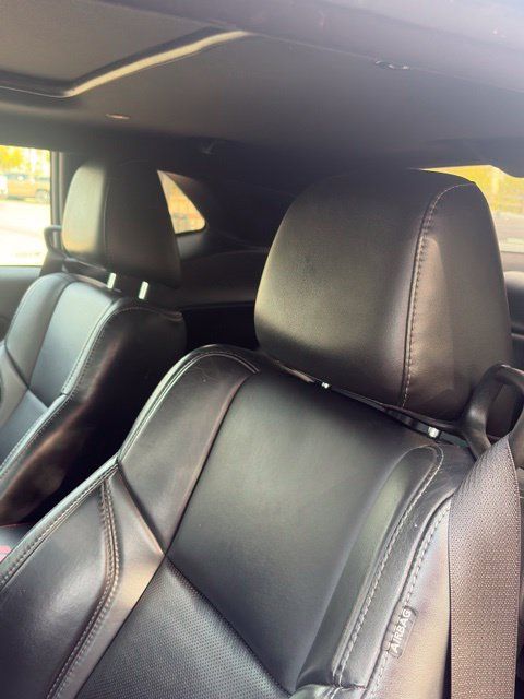 Used 2018 Dodge Challenger R/T Plus RWD image 9