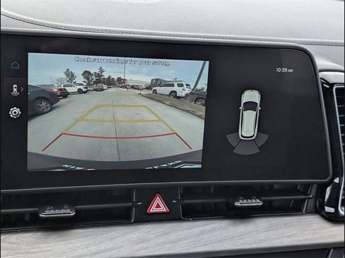 Used 2025 Kia Sportage X-Line w/ Premium Package image 12