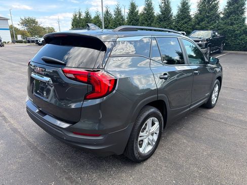 Used 2021 GMC Terrain SLE w/ Driver Convenience Package FWD image 5