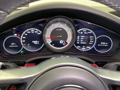 Certified 2022 Porsche Cayenne Platinum Edition AWD/4WD image 45