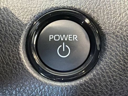 Certified 2026 Toyota Camry SE FWD image 28