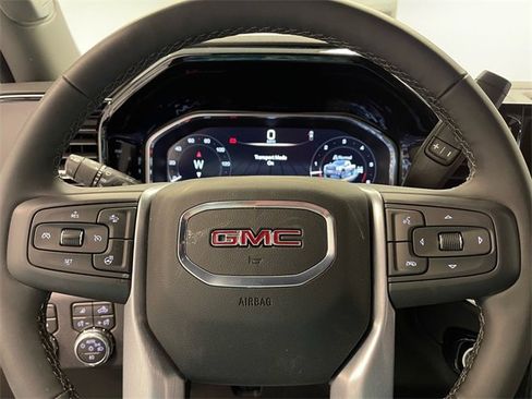 New 2026 GMC Sierra 2500 SLT w/ SLT Premium Package image 26