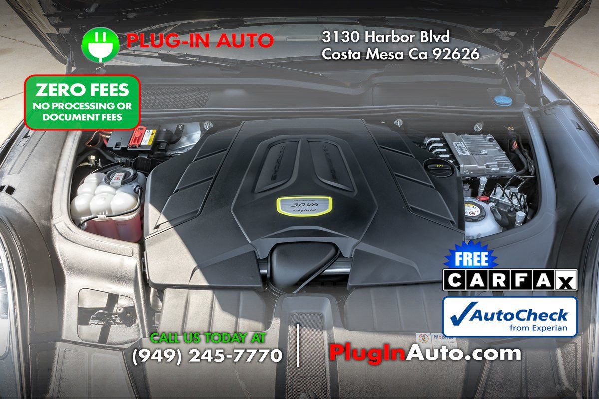 Used 2021 Porsche Cayenne E-Hybrid Coupe AWD/4WD image 14