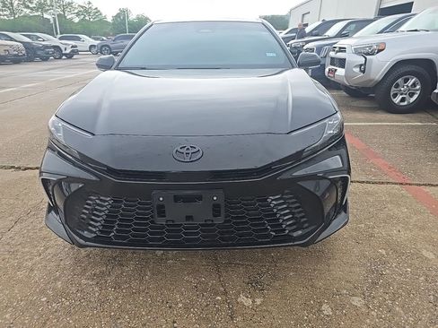 Used 2025 Toyota Camry XSE w/ Premium Package FWD image 2