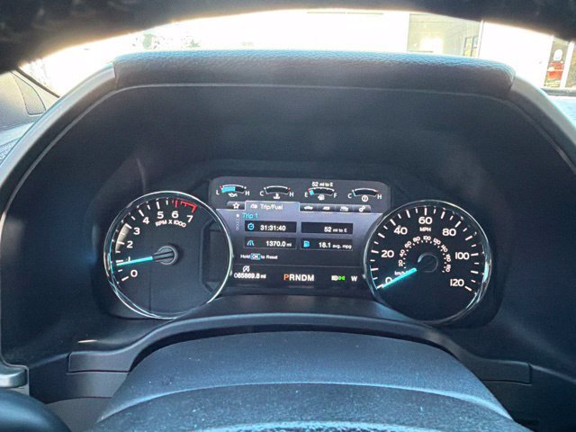 Used 2018 Ford F150 Lariat w/ Equipment Group 502A Luxury AWD/4WD image 16