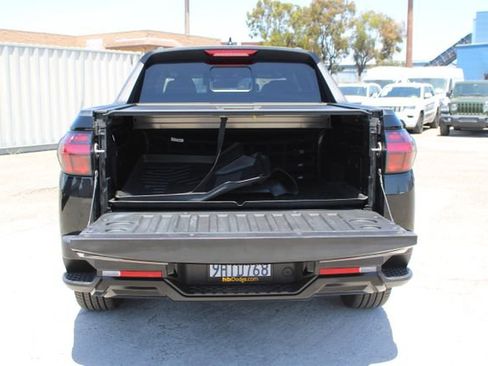 Used 2023 Hyundai Santa Cruz Night AWD/4WD image 7