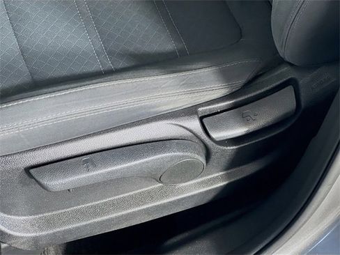 Used 2017 Kia Sorento LX image 12