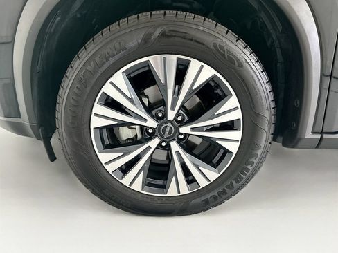 Used 2023 Nissan Rogue SV FWD image 28