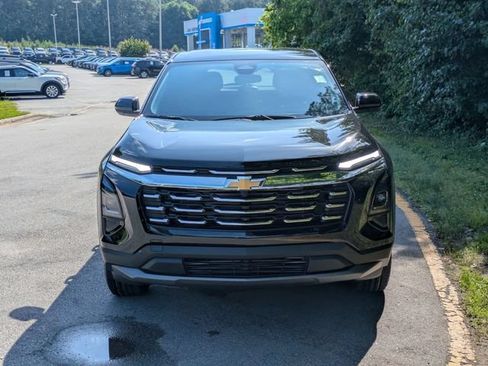 New 2026 Chevrolet Equinox LT FWD image 6
