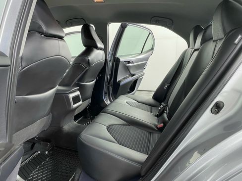 Used 2024 Toyota Camry SE FWD image 15