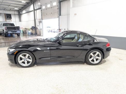 Used 2009 BMW Z4 sDrive30i RWD image 6