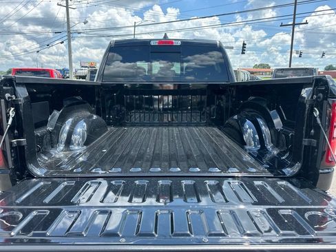 New 2026 RAM 1500 Big Horn AWD/4WD image 10
