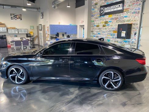 Used 2021 Honda Accord Sport image 4